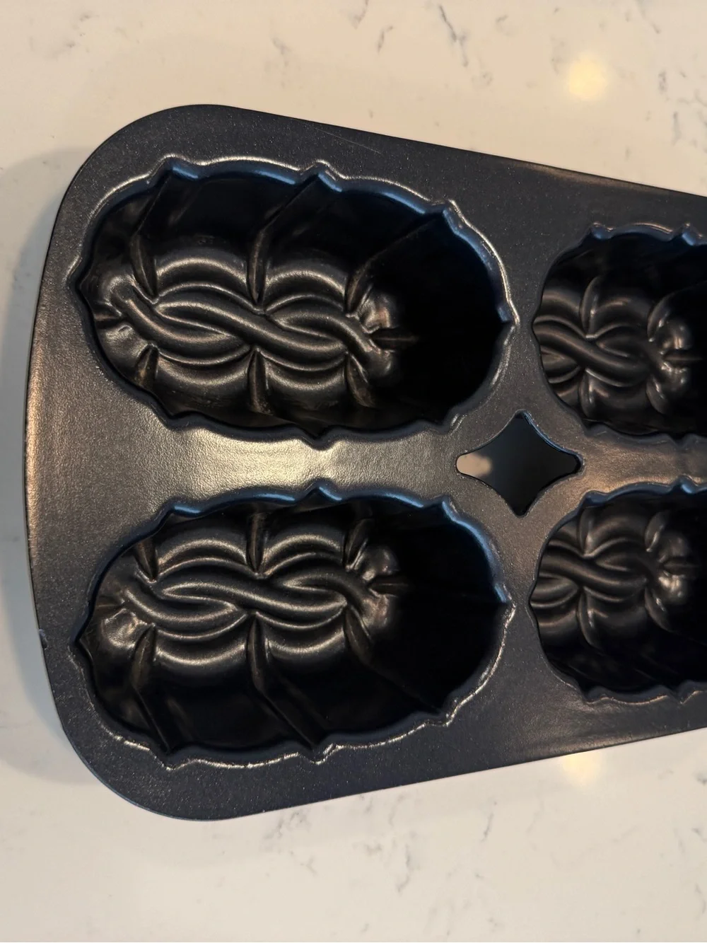 Nordic Ware Bundt Mini Loaf Pan 4 Cavity Braided Cake Mold USA Cast Aluminum
